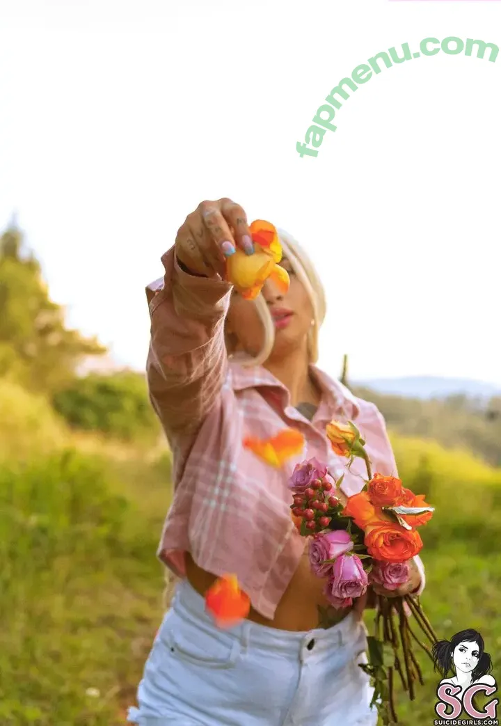 miachava nude photo #0252 (miachava)