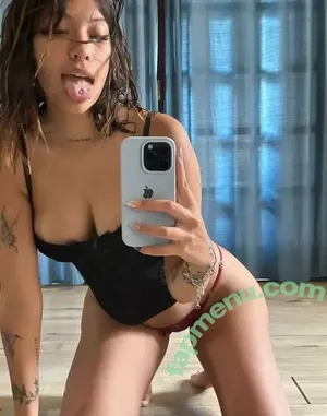  nude photo #0004