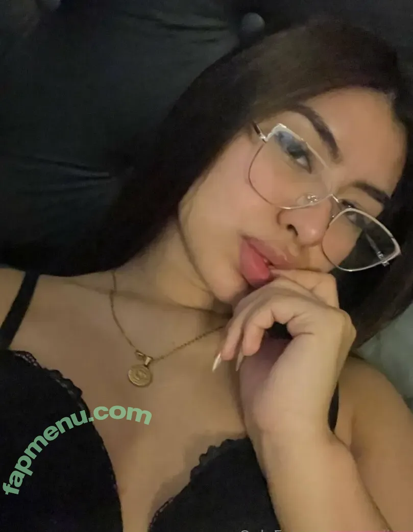 miadiaz nude photo #0018 (miadiaz)