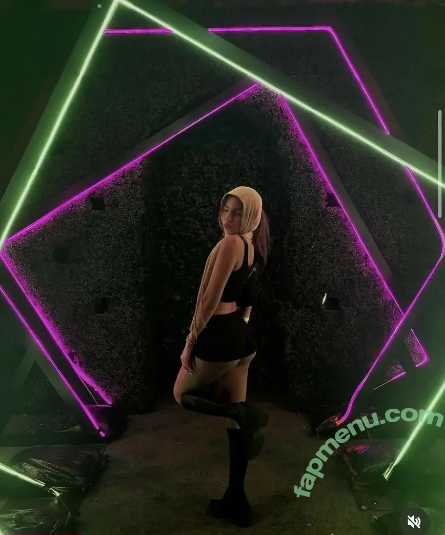miaduhartee nude photo #0002 (miaduharte_)