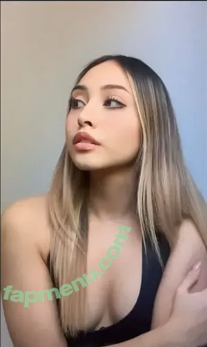  nude photo #0009