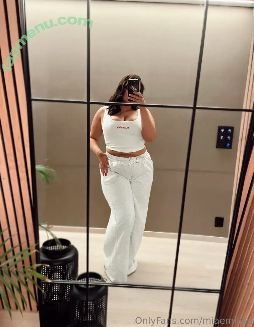 miaemiliaa nude photo #0028 (miaemiliaa)
