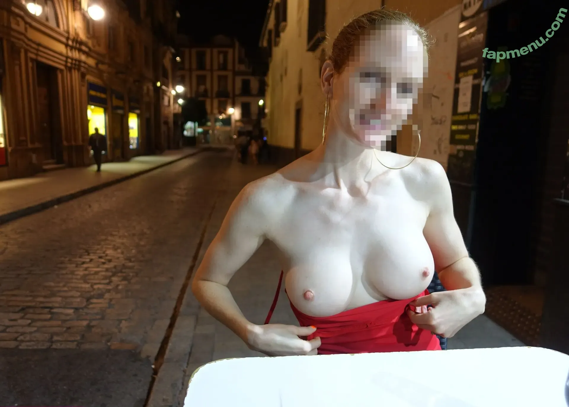 MiaExhib nude photo #0008 (mia_exhib)