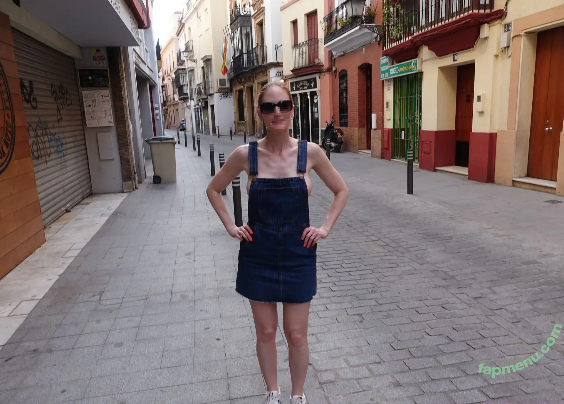 MiaExhib nude photo #0046 (mia_exhib)