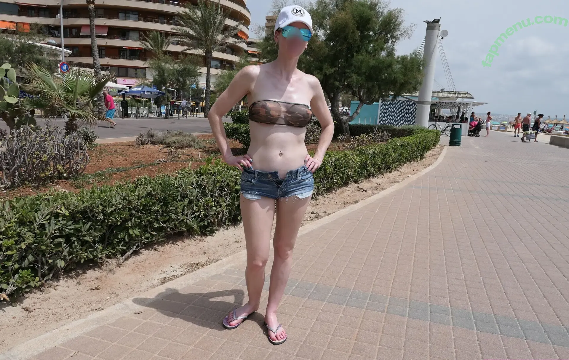 MiaExhib nude photo #0091 (mia_exhib)