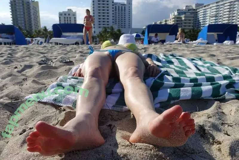 MiaExhib nude photo #0123 (mia_exhib)