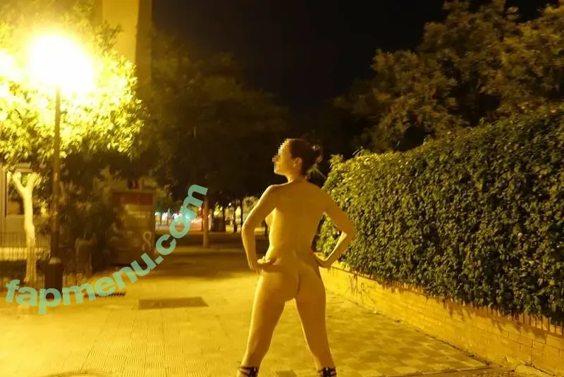 MiaExhib nude photo #0131 (mia_exhib)