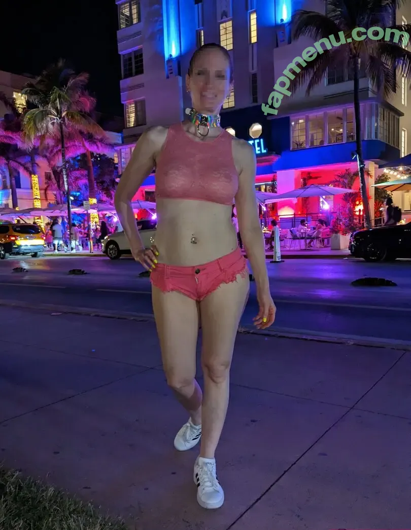 MiaExhib nude photo #0332 (mia_exhib)