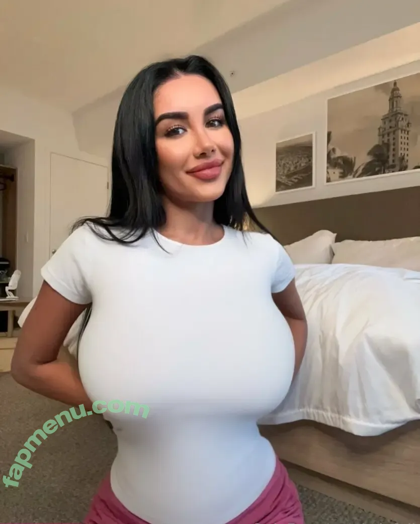 miafall nude photo #0033 (miafallxo)