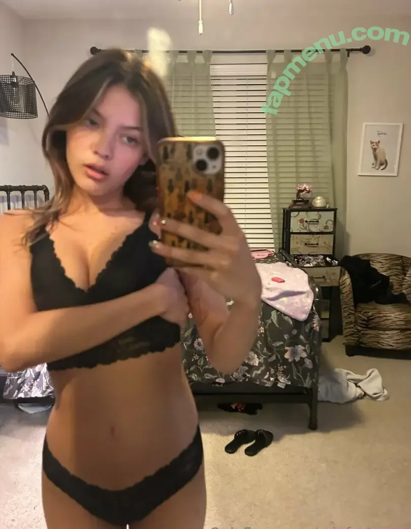 miafosterxx nude photo #0034 (miafosterx)