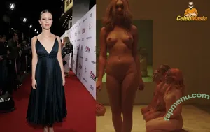  nude photo #0004