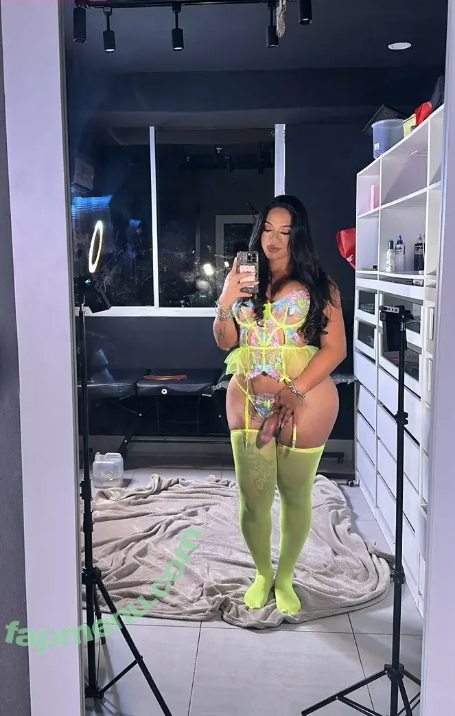 Miah Catalina nude photo #0064 (miahcatalina / miahcatalina1)