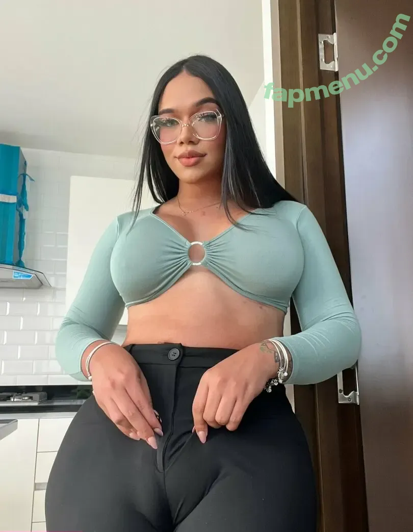 MiahCatalina nude photo #0023 (MiahCatalina)