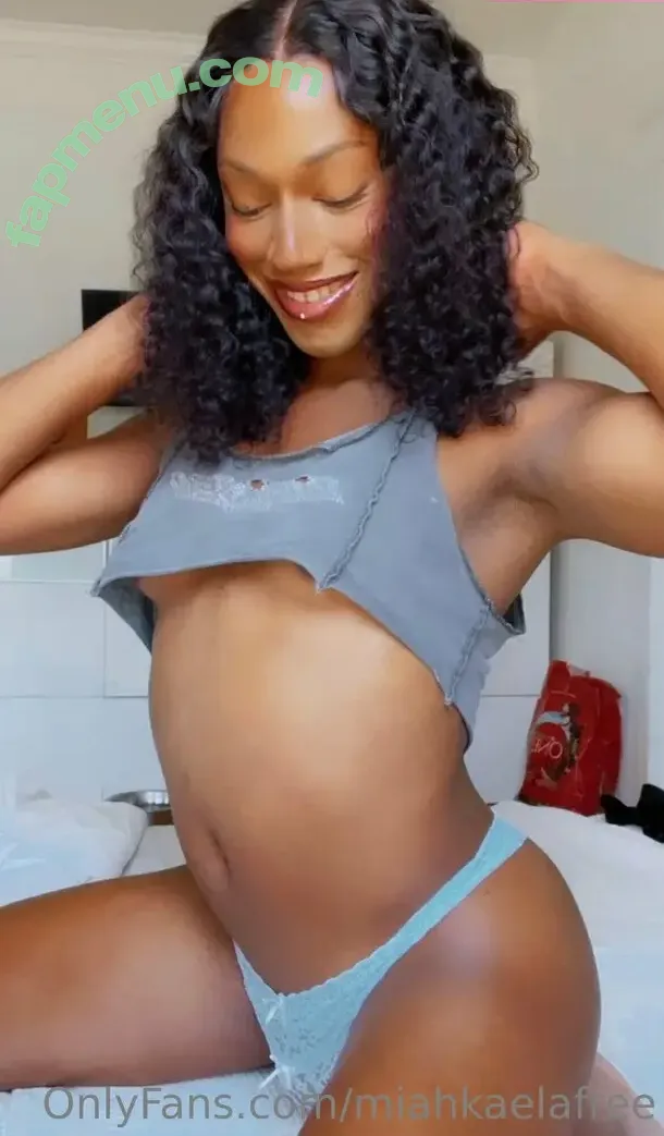 miahkaelafree nude photo #0022 (miahkaela)
