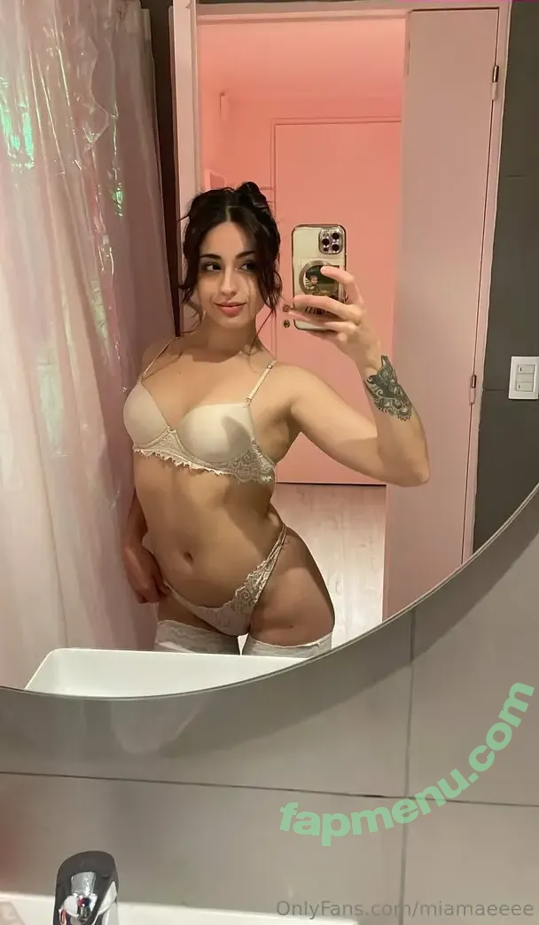 miamaeeee nude photo #0034 (miamaeeee)
