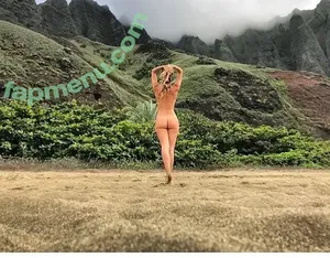 Miamagik nude photo #0006