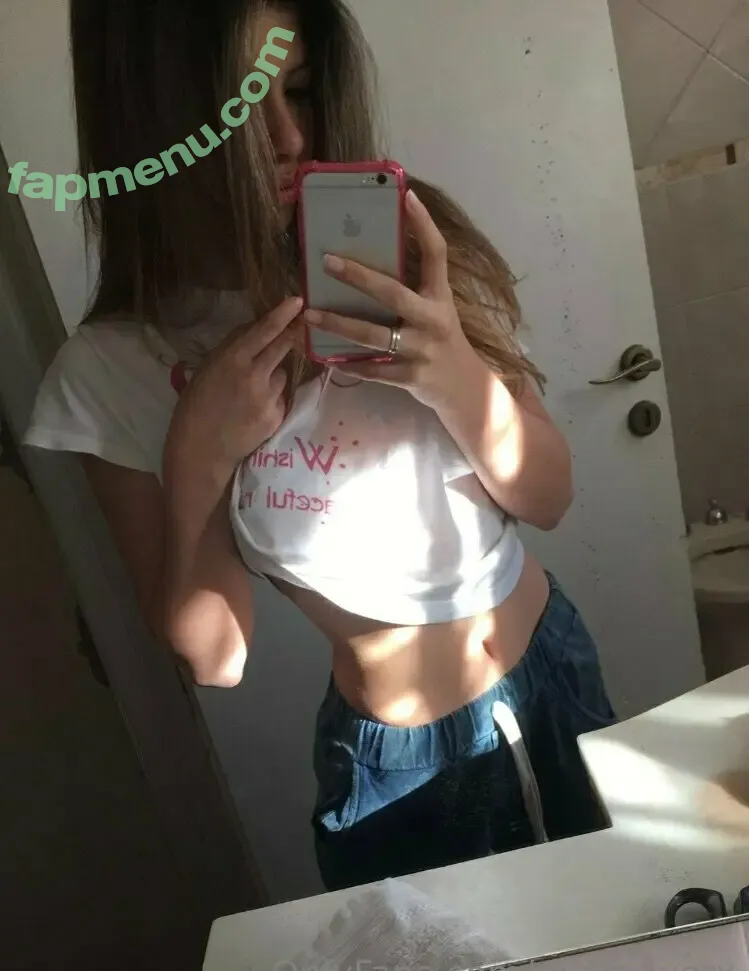 miamayerx nude photo #0004 (nextdoorgingerr)