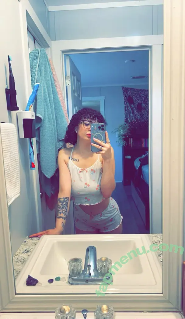 miamommymilkers nude photo #0032 (mommymilkersofficial)