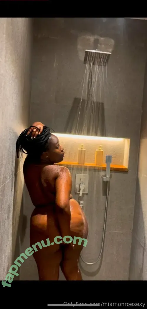 miamonroesexy nude photo #0021 (mia.monroex)