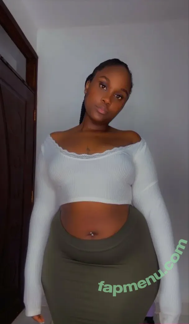 miamonroesexy nude photo #0090 (mia.monroex)