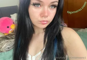  nude photo #0004