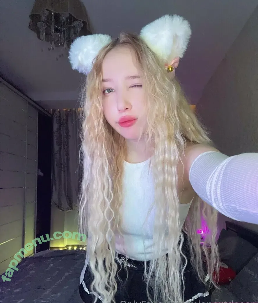 mianextdooor nude photo #0166 (mianextdior)