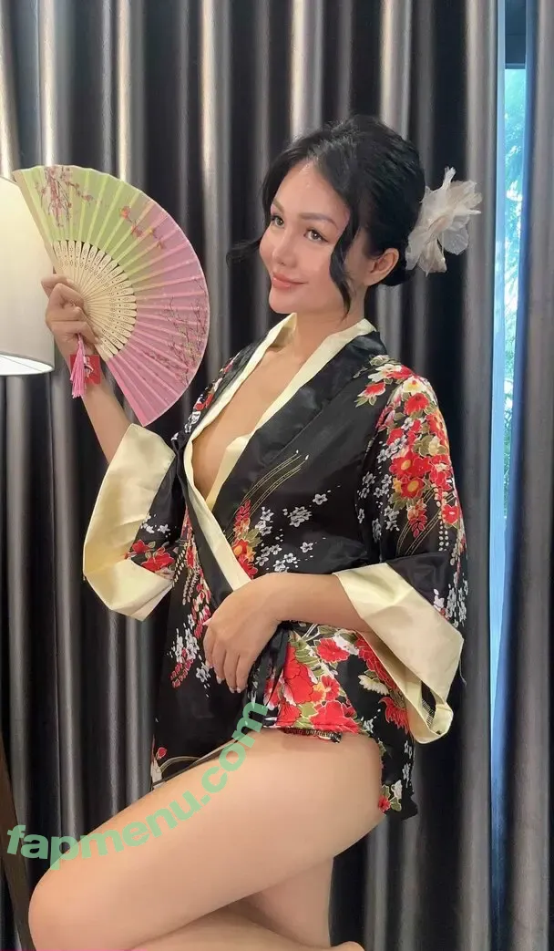 miapeachof nude photo #0114 (_miapeachy)