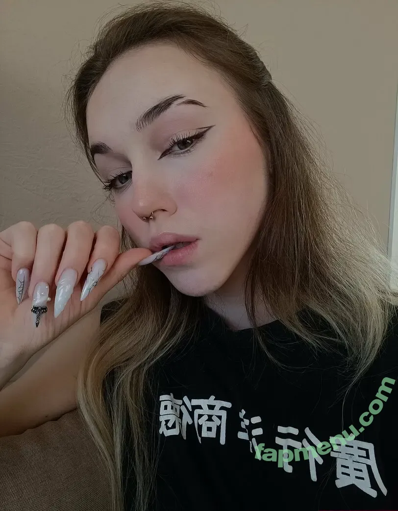 miapixel nude photo #0008 (miapixel_studio)