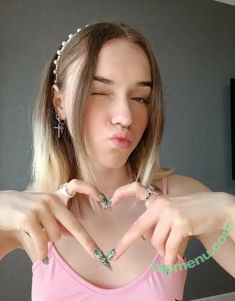 miapixel nude photo #0068 (miapixel_studio)