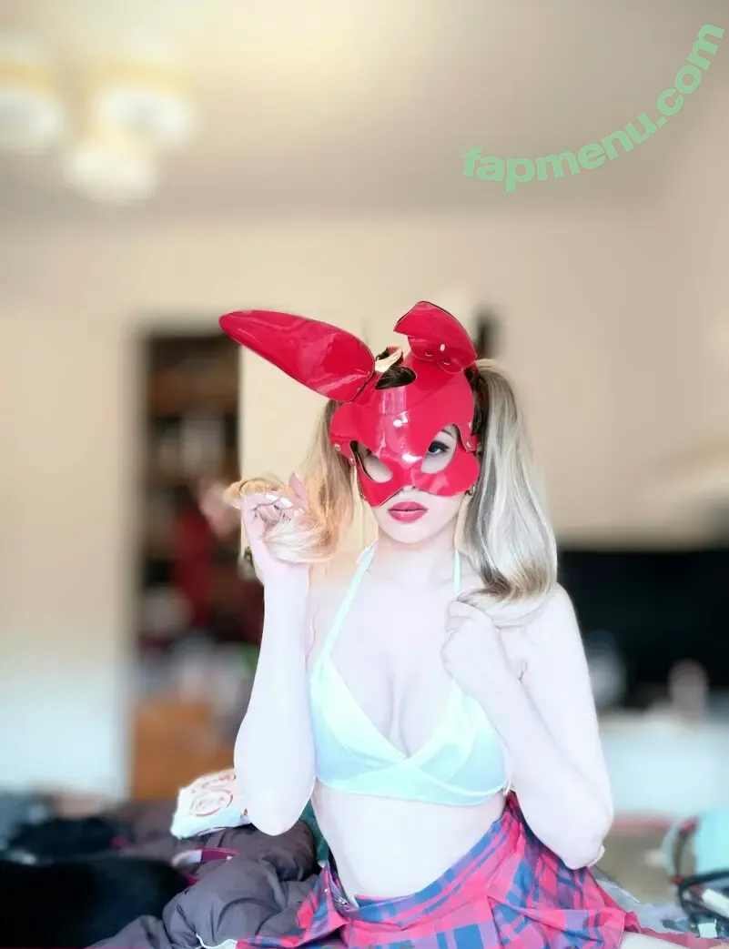 miapons nude photo #0012 (miapons)