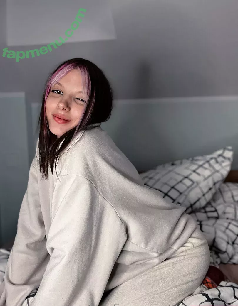 miastarsvip nude photo #0003 (miastarxofficial)