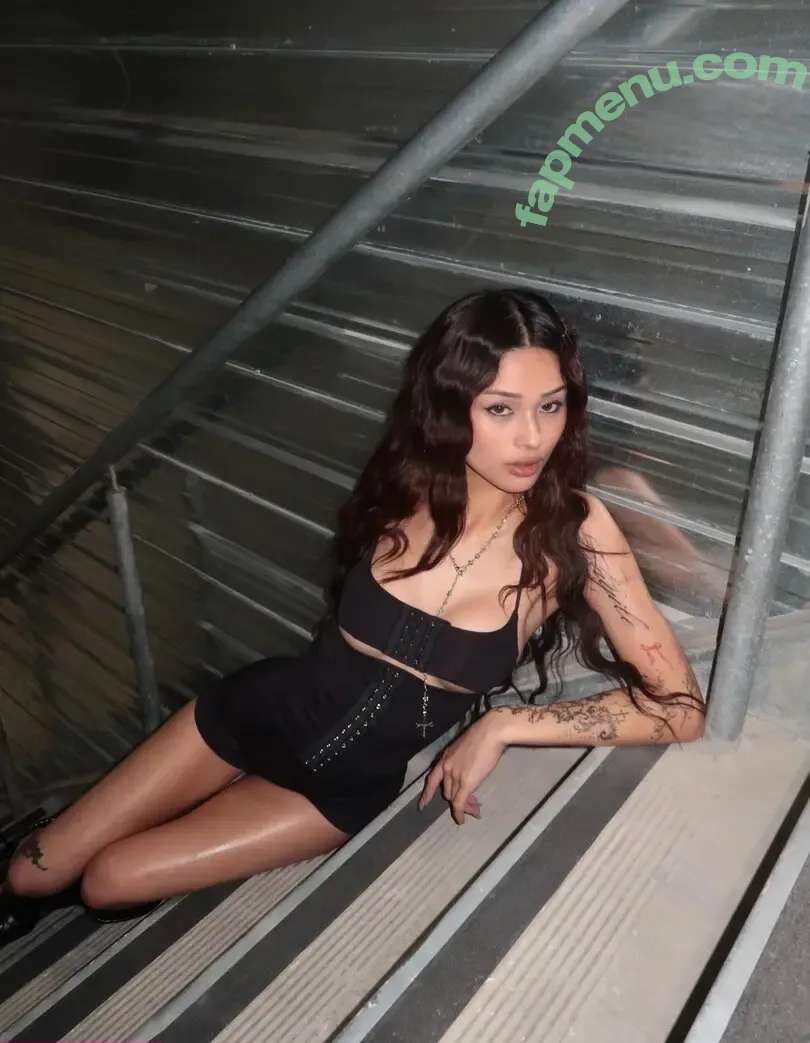 miatakarabe nude photo #0006 (Mia S Takarabe / miakhalifa)