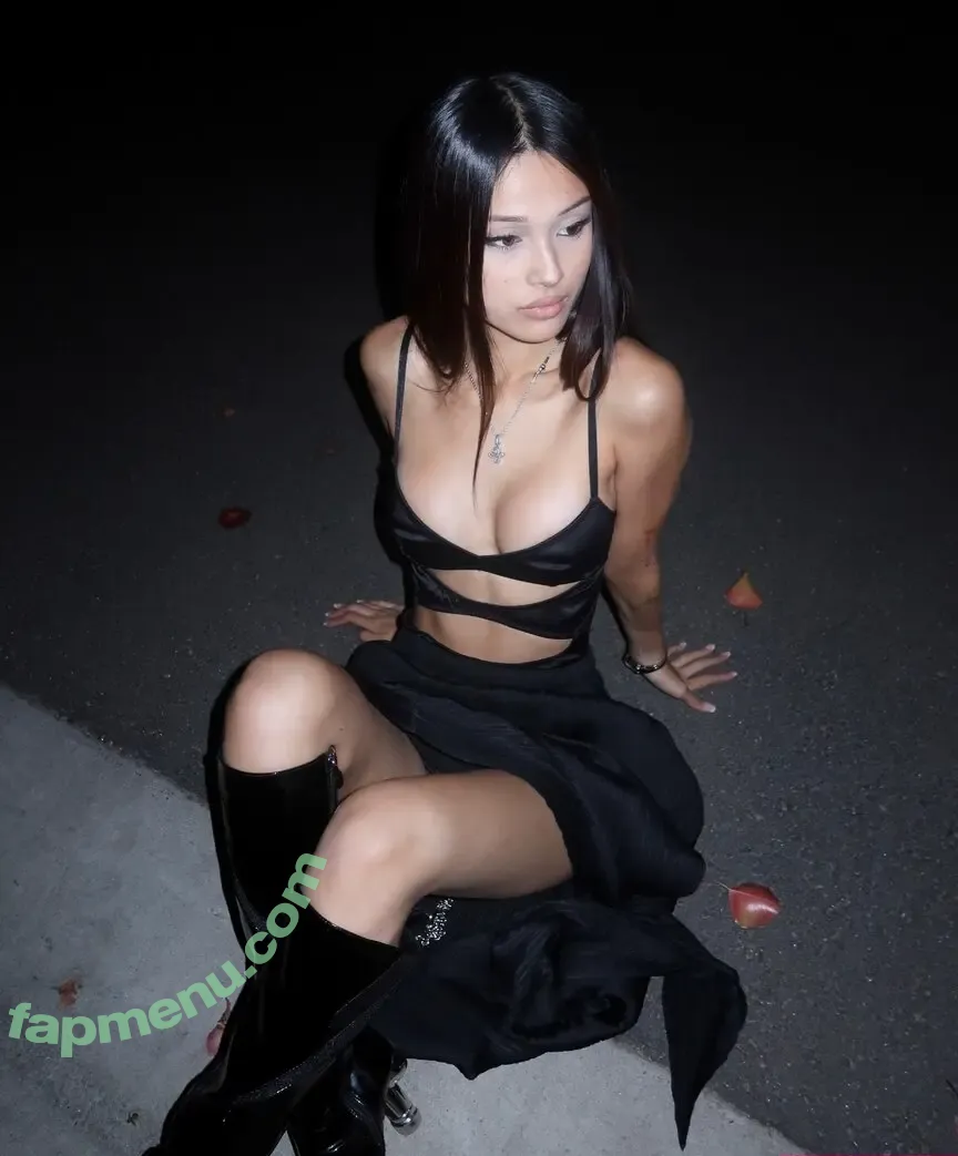 miatakarabe nude photo #0027 (Mia S Takarabe / miakhalifa)