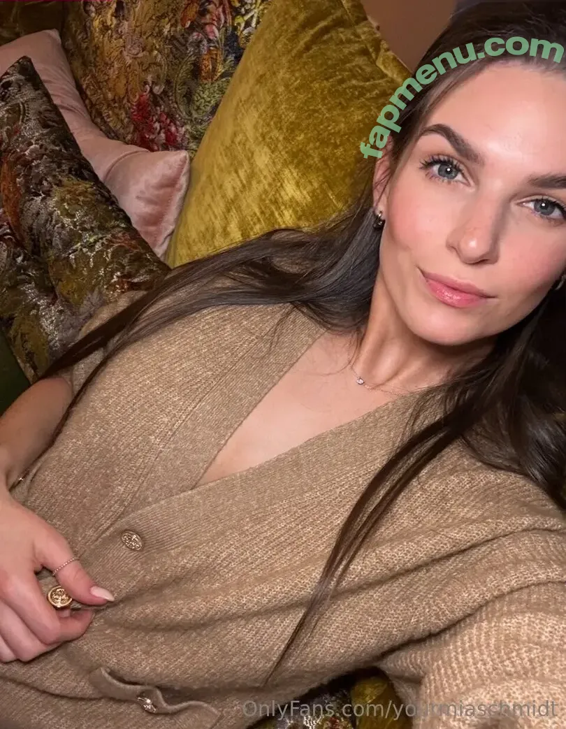 Miatheschmidt nude photo #0035 (Miatheschmidt)