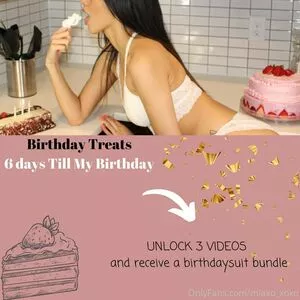 miaxo_xoxo / miapaid1 / miaxo_xox nude photo #0191