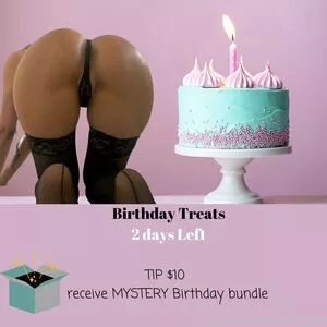 miaxo_xoxo / miapaid1 / miaxo_xox nude photo #0218