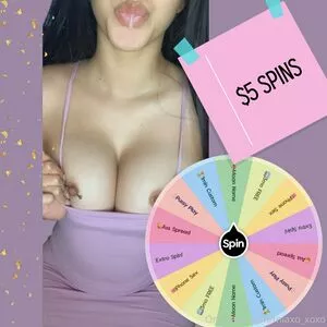 miaxo_xoxo / miapaid1 / miaxo_xox nude photo #0301