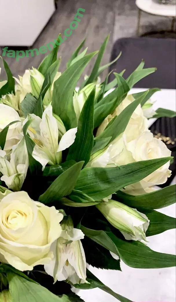 miaxo_xoxo nude photo #0234 (miapaid1 / miaxo_xox)