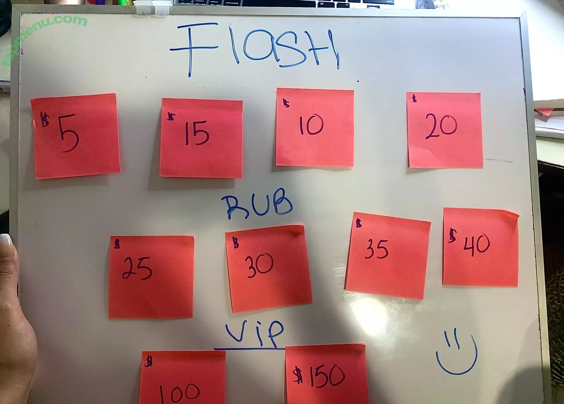 miaxo_xoxo nude photo #0365 (miapaid1 / miaxo_xox)