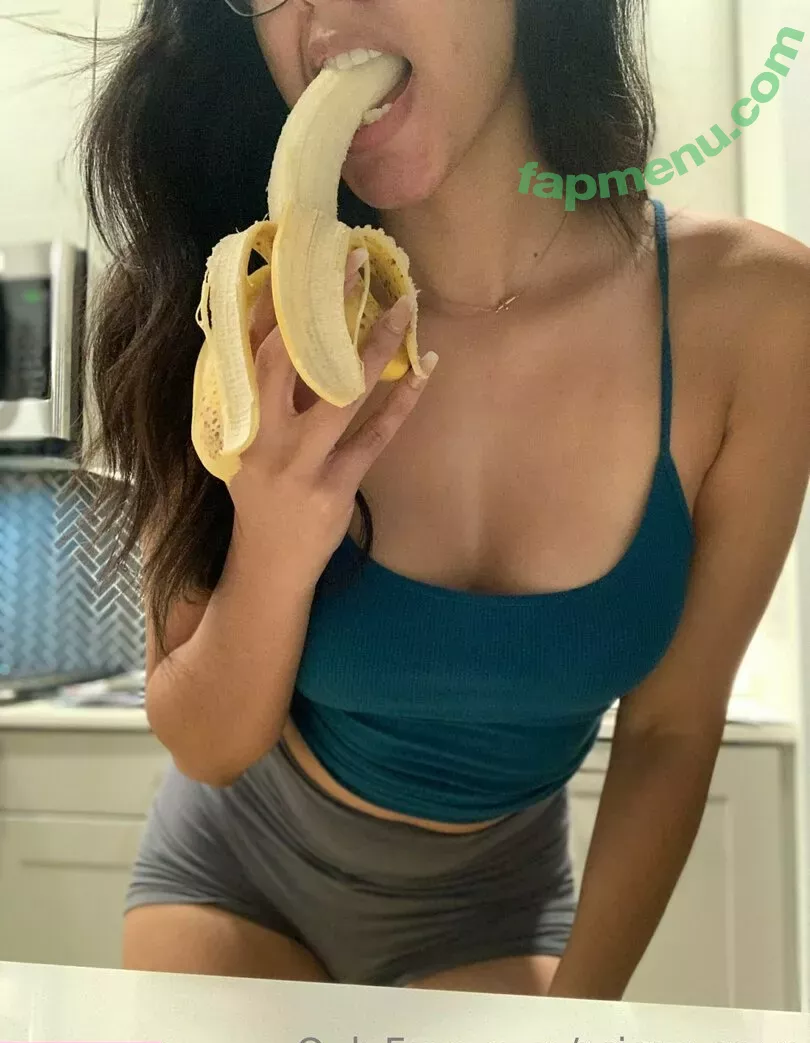 miaxo_xoxo nude photo #0573 (miapaid1 / miaxo_xox)