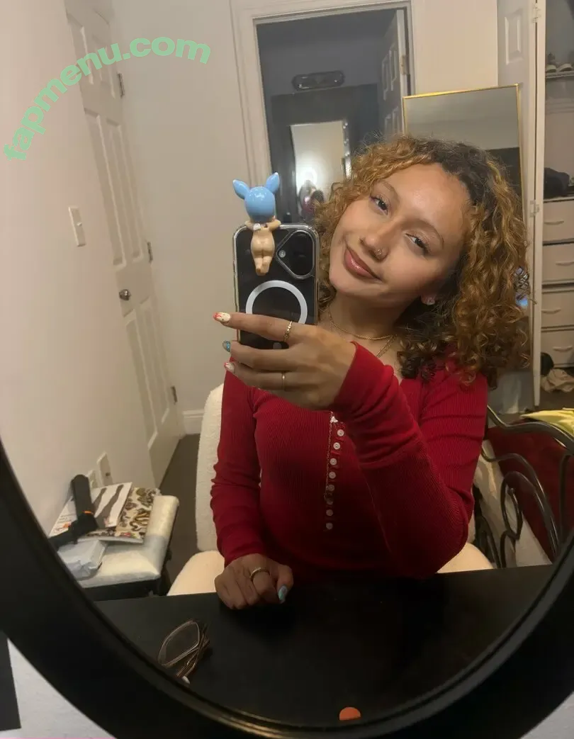 miaxrain nude photo #0044 (miaxrain)