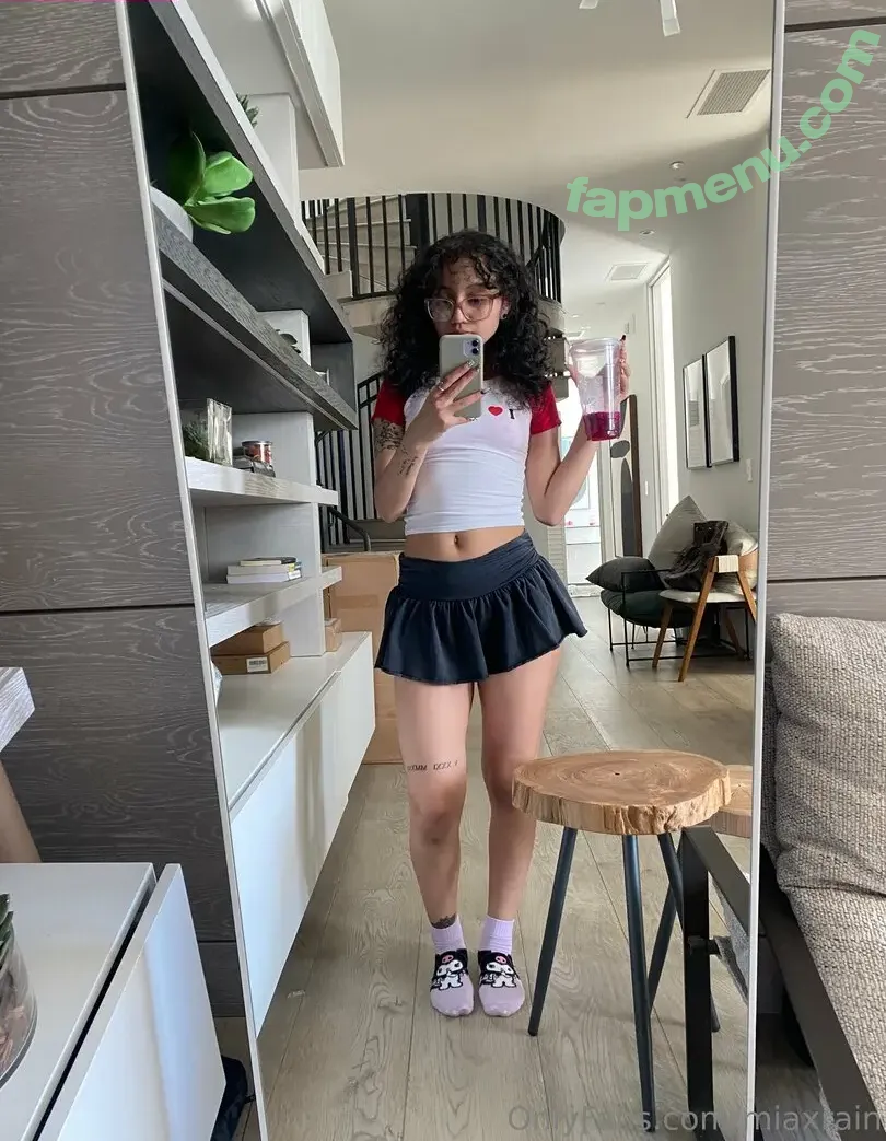 miaxrain nude photo #0031 (miaxrain)