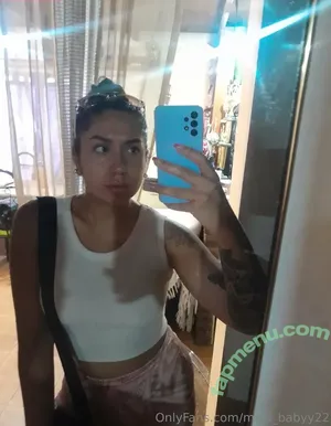 mica_babyy22 / cbabyy22 nude photo #0009
