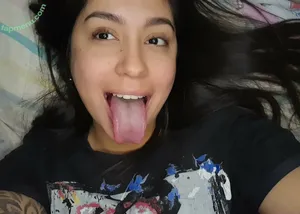 mica_babyy22 / cbabyy22 nude photo #0032