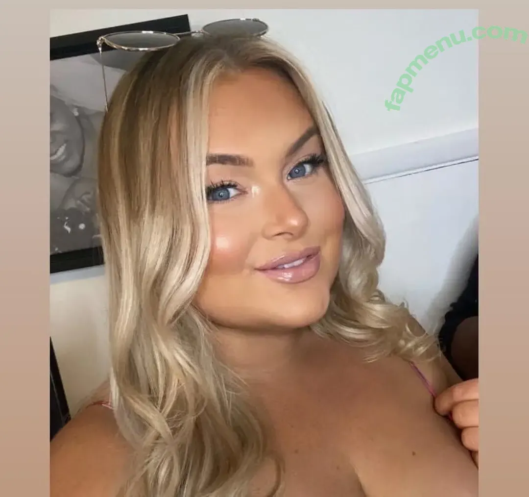 Mich@el@ C0rfield nude photo #0001 (micaelacorfield)