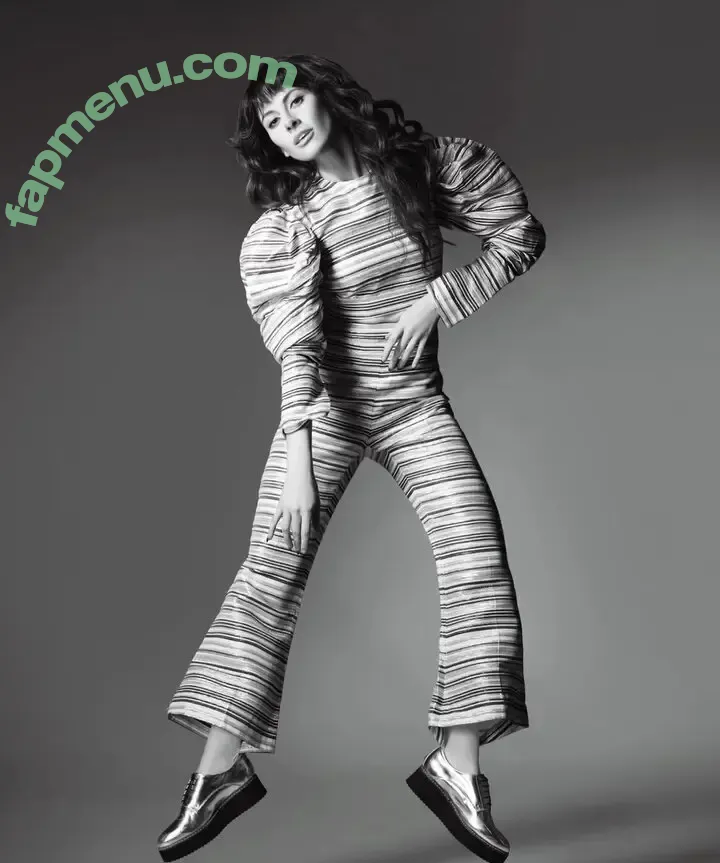 Michaela Jill Murphy nude photo #0026 (Jessie Flowers / michaelamostly / mylahmurphy)