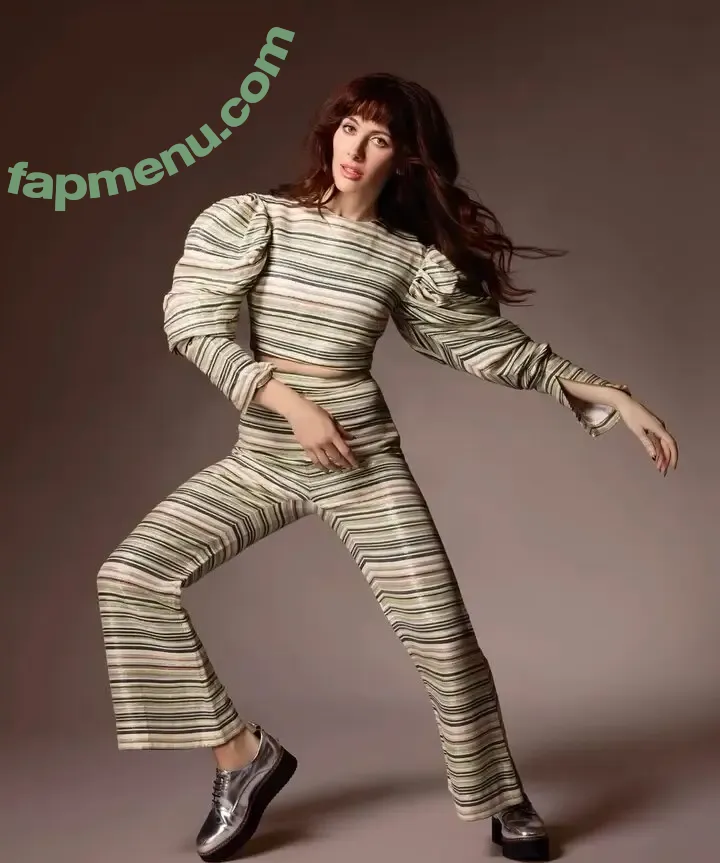 Michaela Jill Murphy nude photo #0027 (Jessie Flowers / michaelamostly / mylahmurphy)