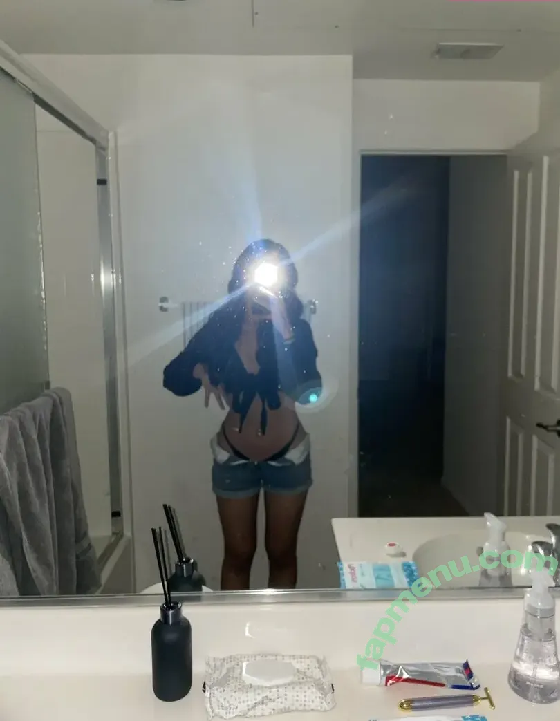 micheeelleli nude photo #0002 (micheeelleli)