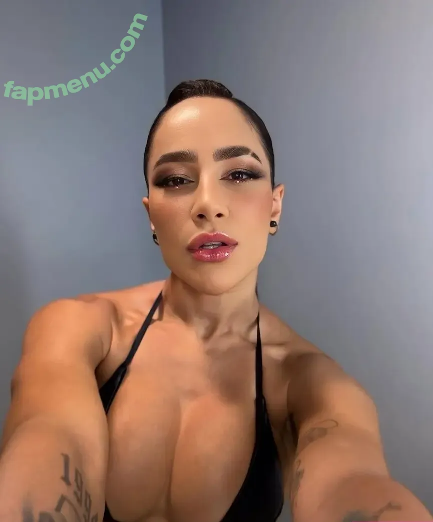 Michele Andrade nude photo #0005 (micheleandrade)