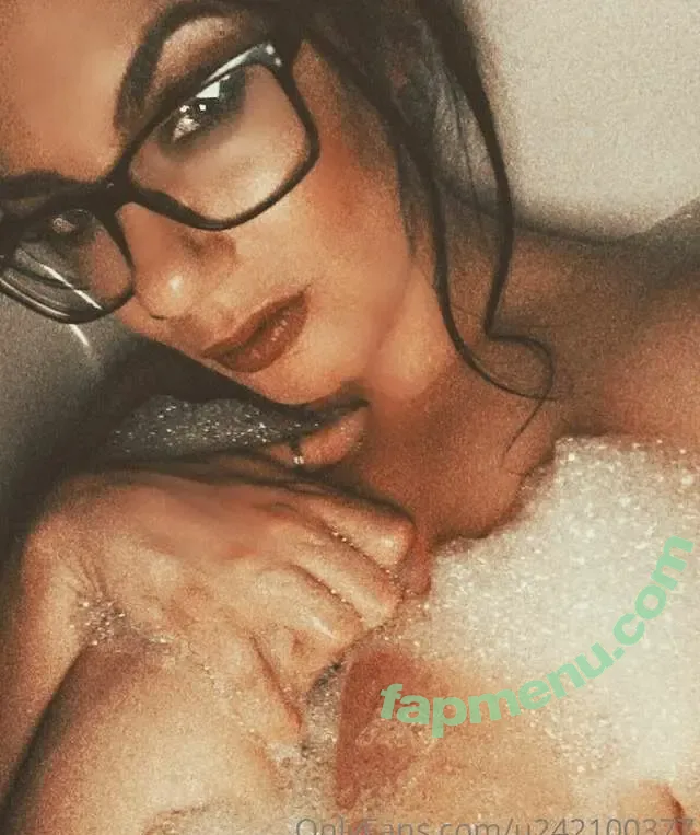 michele_melons nude photo #0032 (Blackbombshell / peurple_melon)